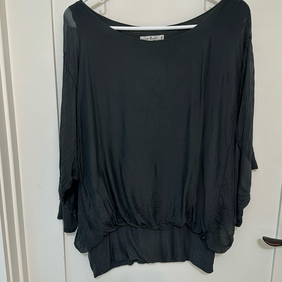Gigi Moda silk blouse made in Italy - Picture 2 of 7